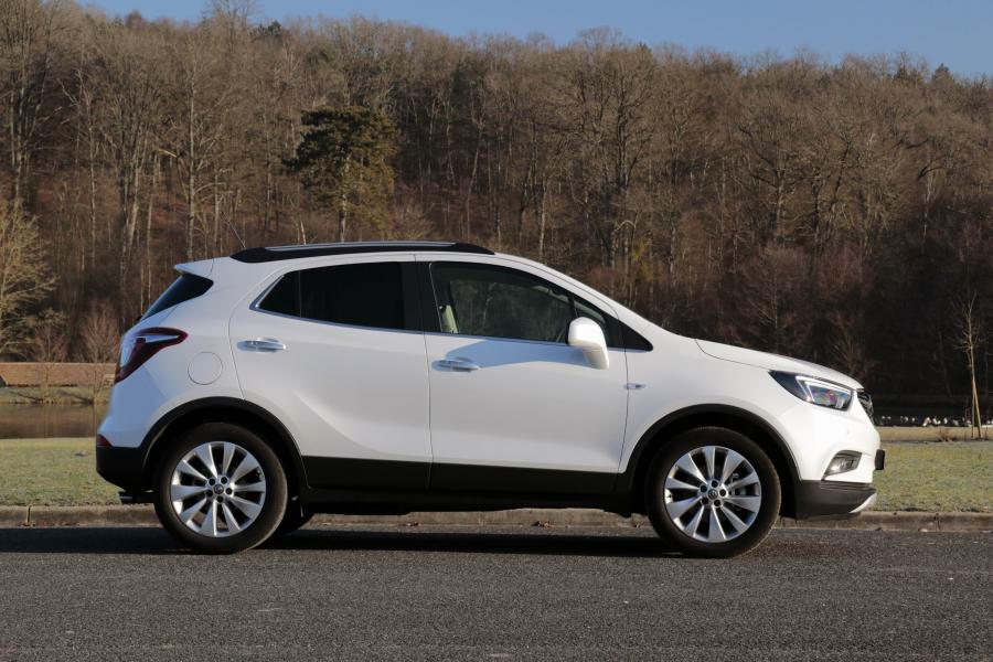  Opel Mokka X 2016 года  (фото 26 из 48)